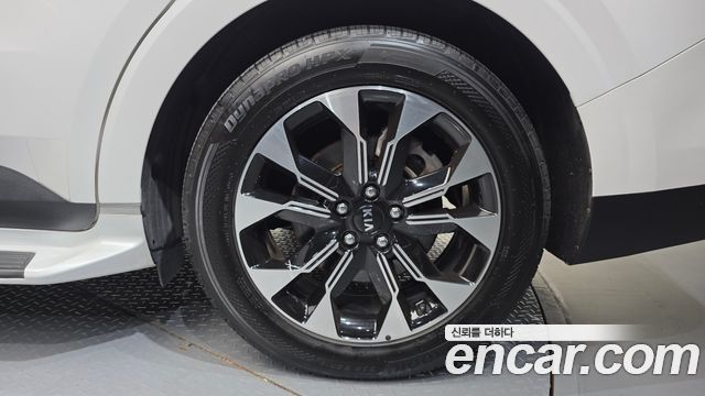 Kia Canival 2021 — photo 7