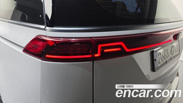 Kia Canival 2021 — photo 9