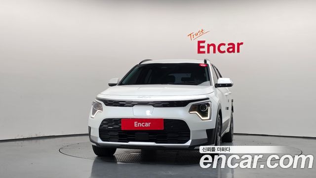 Kia Niro 2023 — photo 3
