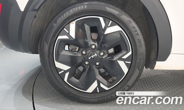 Kia Niro 2023 — photo 5