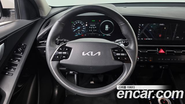 Kia Niro 2023 — photo 18