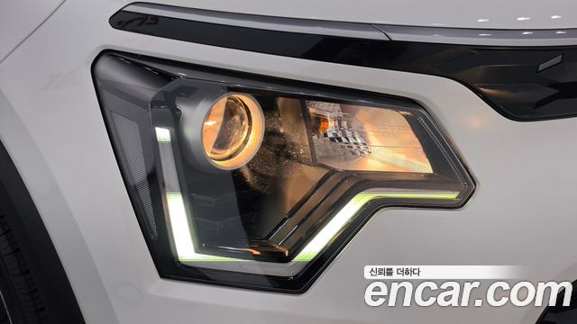 Kia Niro 2023 — photo 8