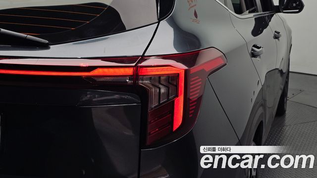 Kia Seltos 2023 — photo 9