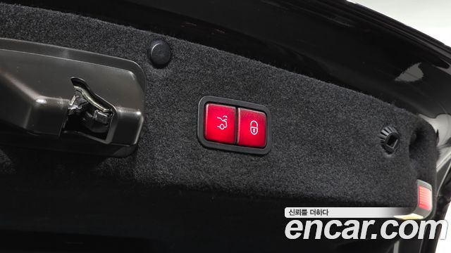 Mercedes-Benz S-Class 2020 — photo 20