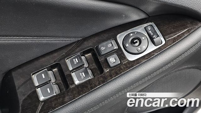Kia K7 2013 — photo 13