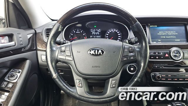 Kia K7 2013 — photo 15