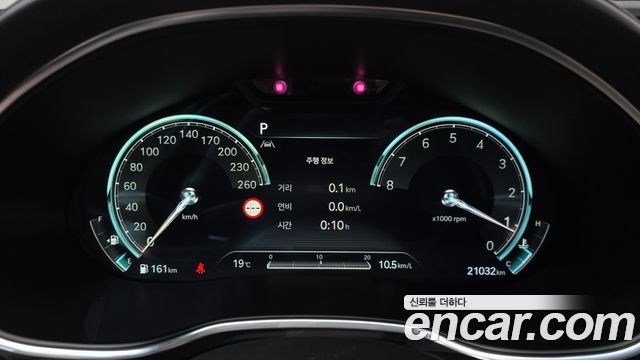 Genesis G80 2022 — photo 11