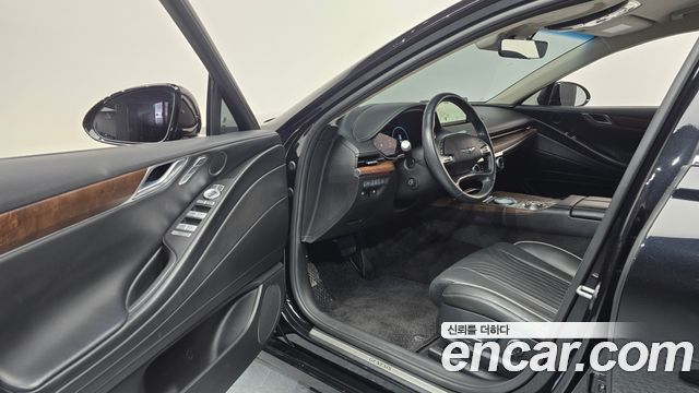 Genesis G80 2022 — photo 13