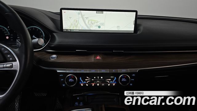 Genesis G80 2022 — photo 19