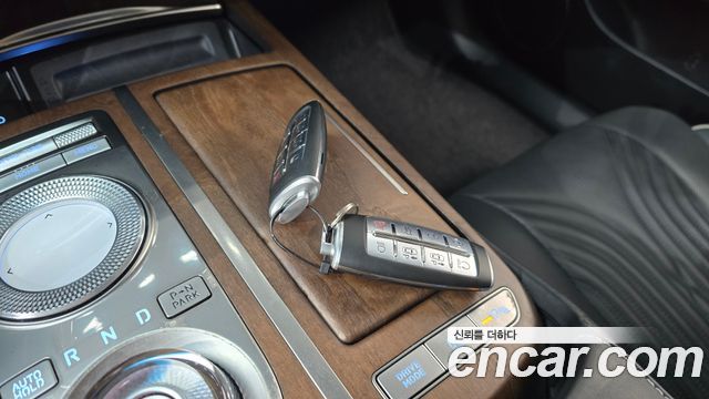 Genesis G80 2022 — photo 32