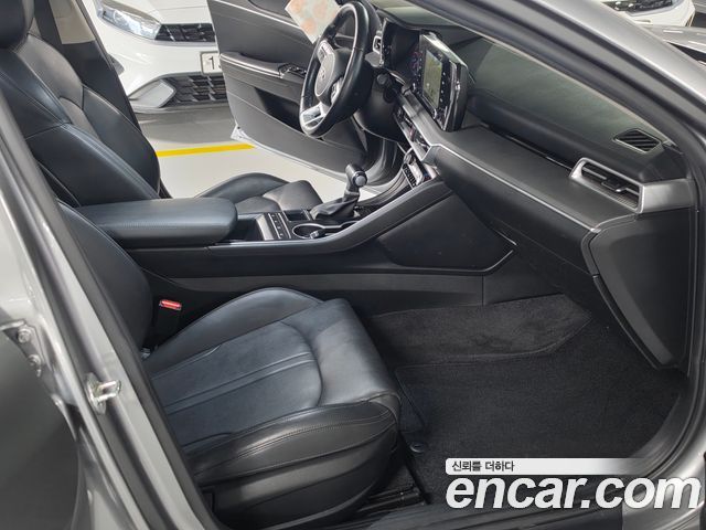 Kia K5 2021 — photo 17