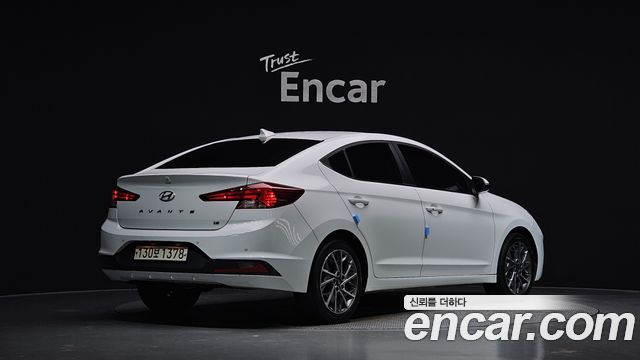 Hyundai AVANTE 2019 — photo 2