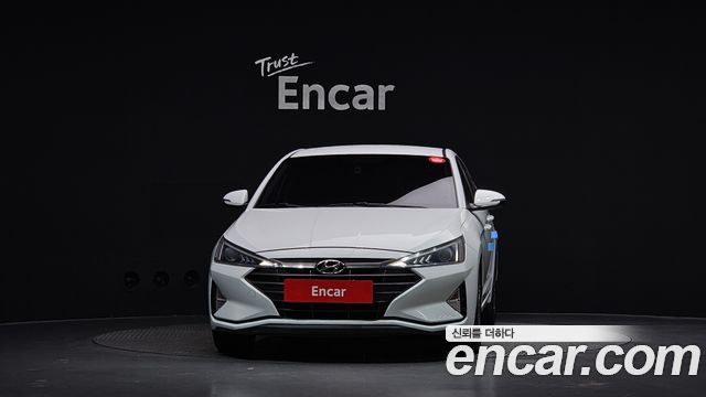 Hyundai AVANTE 2019 — photo 3