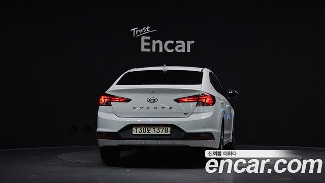 Hyundai AVANTE 2019 — photo 4