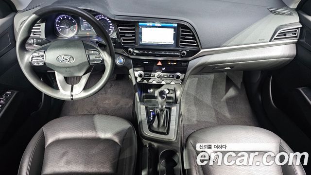 Hyundai AVANTE 2019 — photo 7