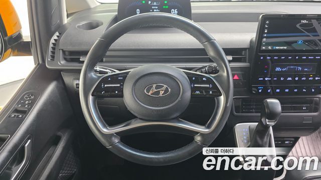 Hyundai Staria 2022 — photo 19