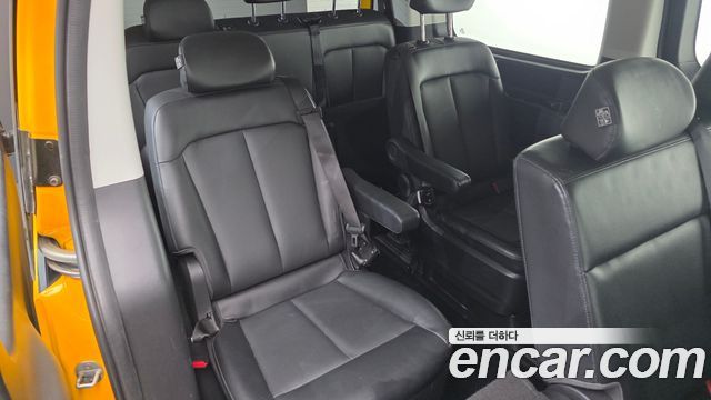 Hyundai Staria 2022 — photo 27