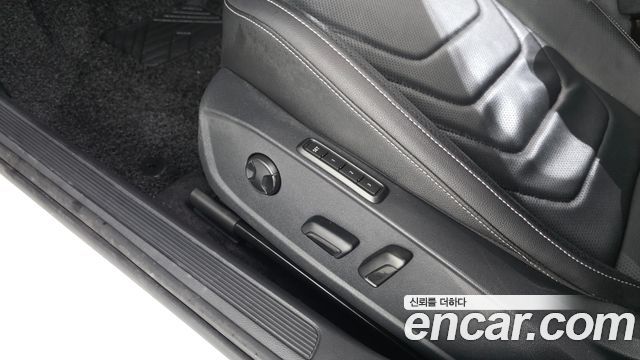 Volkswagen Jetta 2021 — photo 25