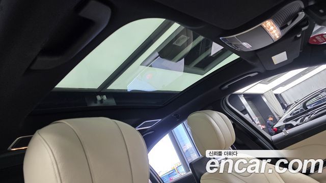 Mercedes-Benz S-Class 2018 — photo 23