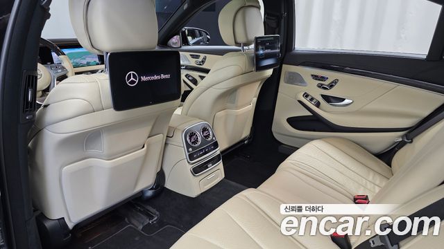 Mercedes-Benz S-Class 2018 — photo 16