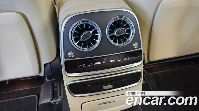 Mercedes-Benz S-Class 2018 — photo 32