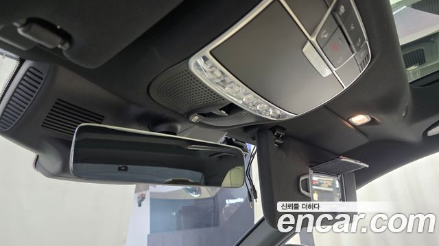 Mercedes-Benz S-Class 2018 — photo 33