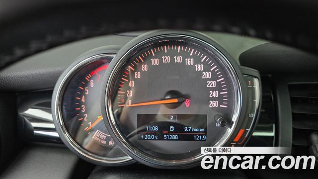 Mini Cooper 2020 — photo 11