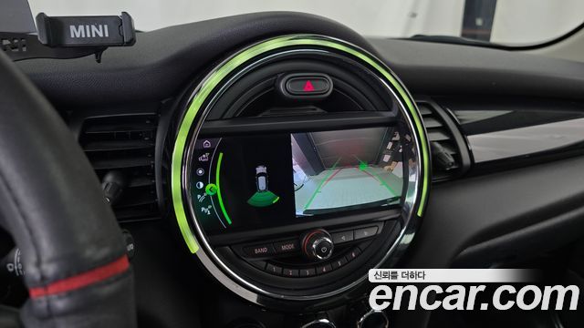 Mini Cooper 2020 — photo 19
