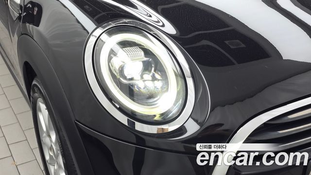 Mini Cooper 2020 — photo 8