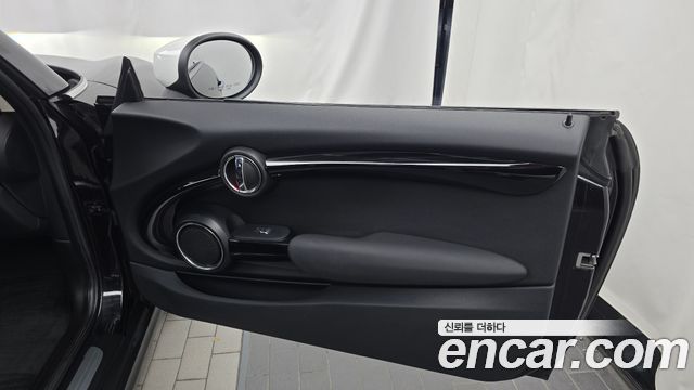 Mini Cooper 2020 — photo 15