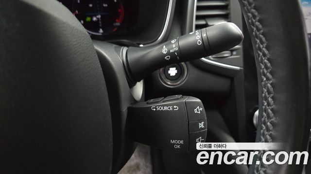 Renault Korea SM6 2021 — photo 25