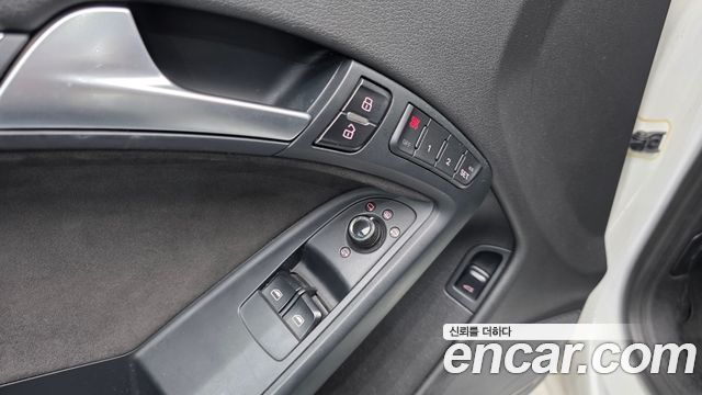 Audi A5 2011 — photo 23