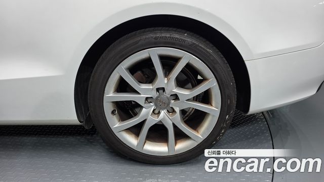 Audi A5 2011 — photo 7