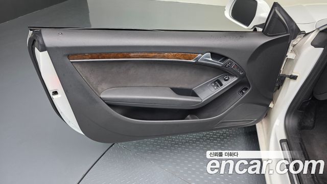 Audi A5 2011 — photo 15