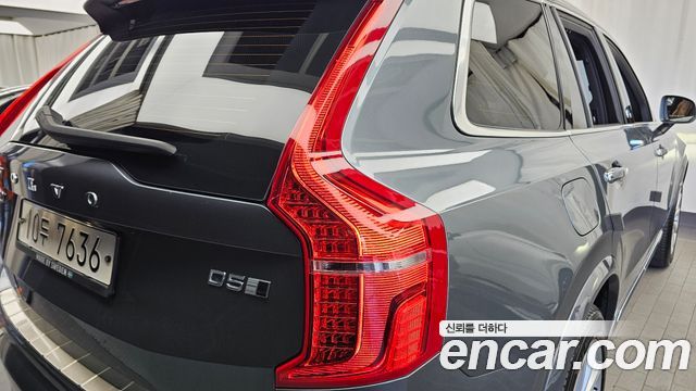 Volvo XC90 2018 — photo 9