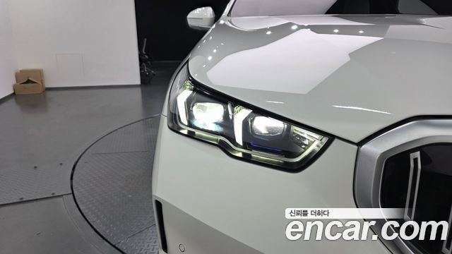 BMW 5-Series 2024 — photo 8