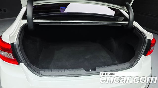 Hyundai Sonata 2015 — photo 24