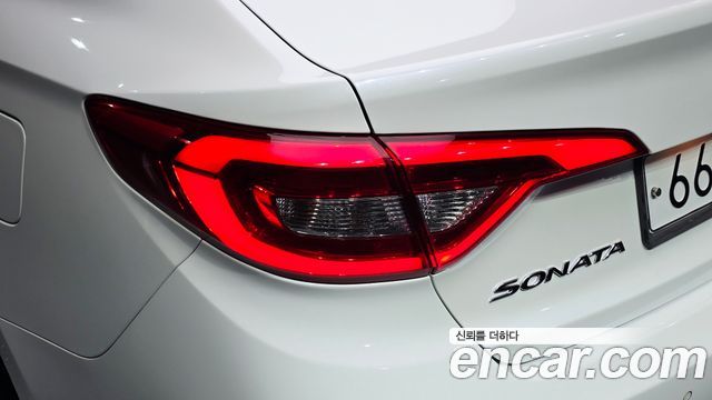 Hyundai Sonata 2015 — photo 9