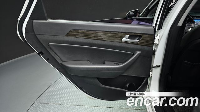 Hyundai Sonata 2015 — photo 15