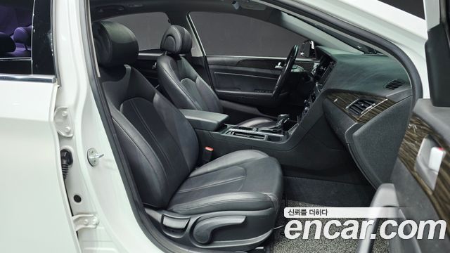Hyundai Sonata 2015 — photo 16
