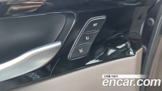 Kia K7 2017 — photo 25