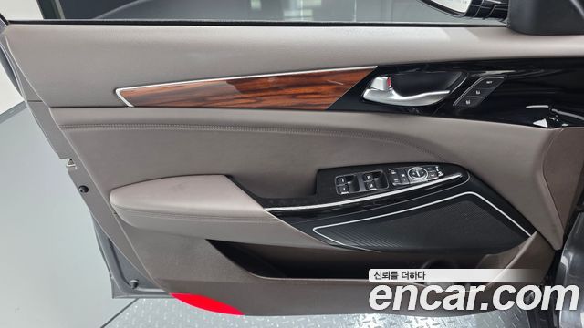 Kia K7 2017 — photo 14