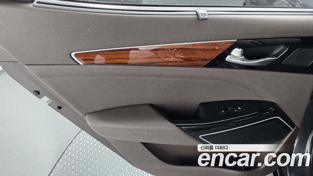 Kia K7 2017 — photo 15