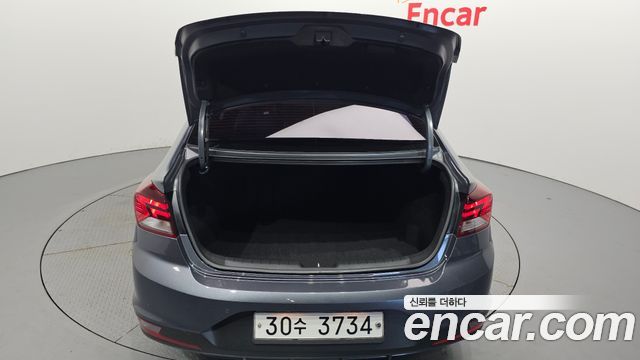 Hyundai AVANTE 2020 — photo 20