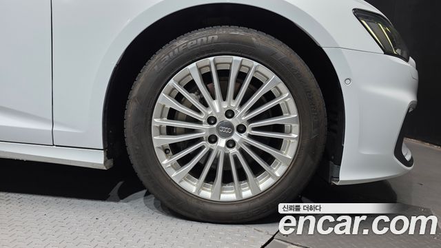 Audi A6 2020 — photo 7