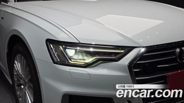 Audi A6 2020 — photo 8