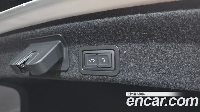 Audi A6 2020 — photo 32