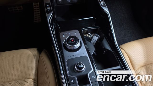 Kia Sorento 2023 — photo 12