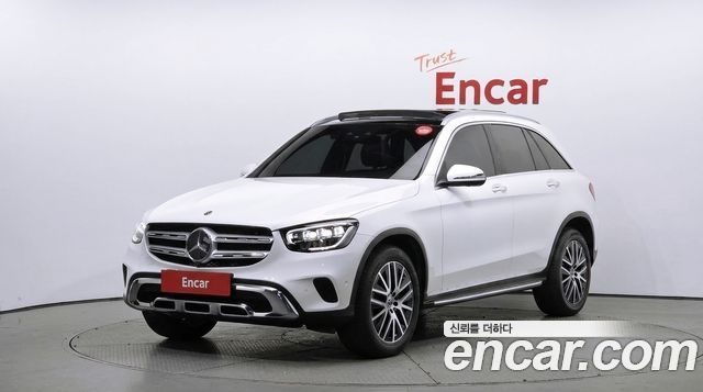Mercedes-Benz GLC-Class 2022 — photo 1