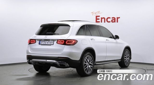 Mercedes-Benz GLC-Class 2022 — photo 2